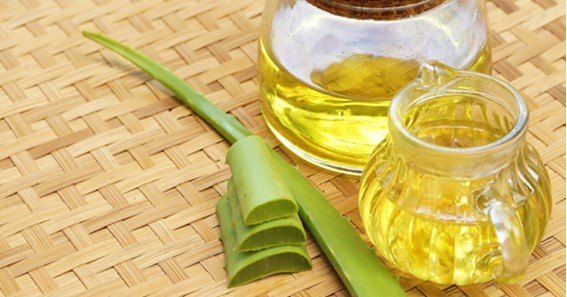 How To Mix Aloe Vera Gel With Oils