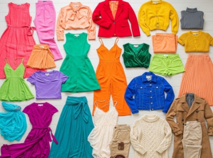 How Can You Style the Bright Spring Color Palette